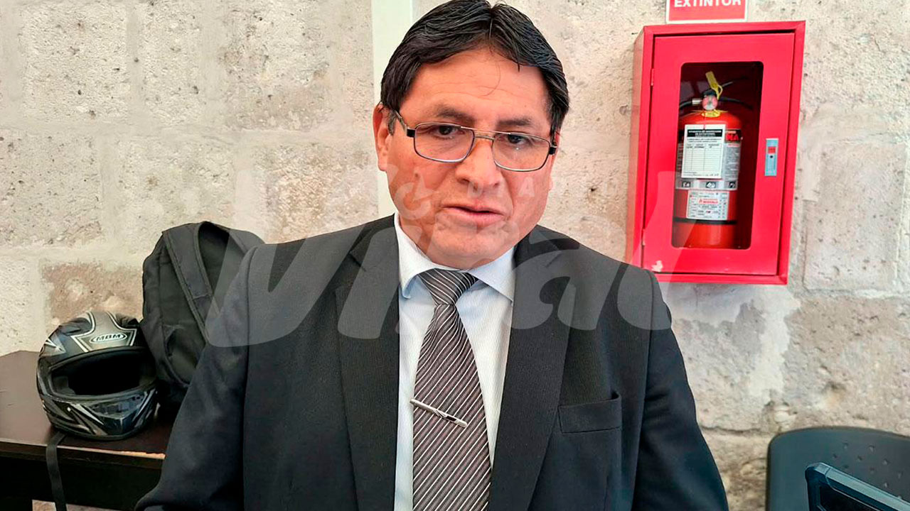 Gerencia Regional de Educación de Arequipa reconoce la entrega de colegios incompletos