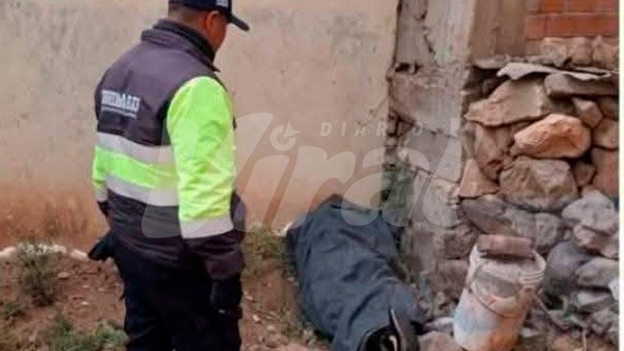 Hallan cadáver de joven en costal en Puno 