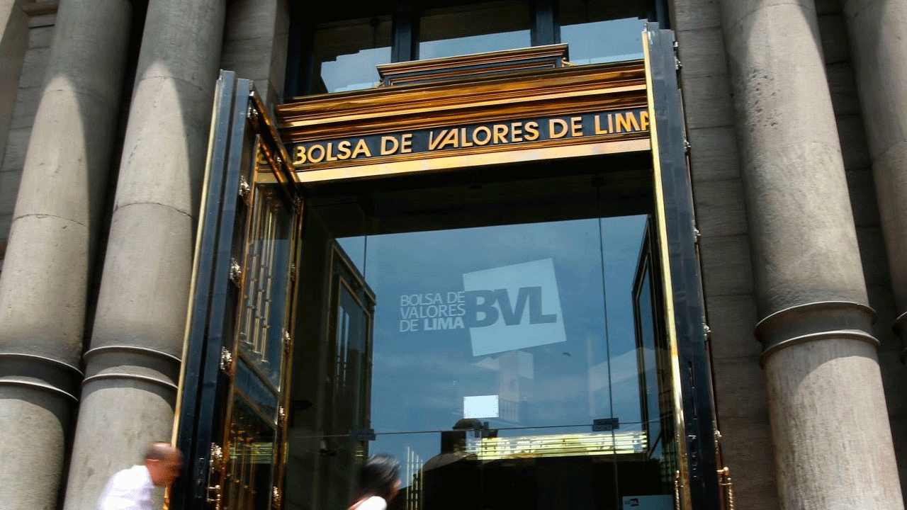 Bolsa de Lima avanza mientras Wall Street divide a inversionistas
