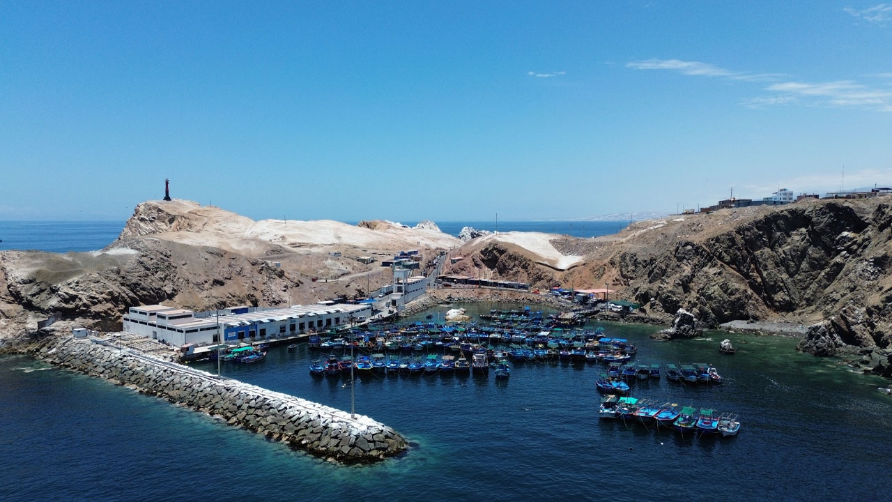Contraloría alerta riesgos en obra del desembarcadero El Faro de Matarani