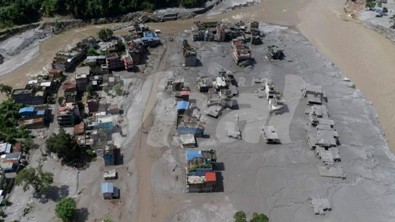Nepal pide 42 puentes para rescatar víctimas