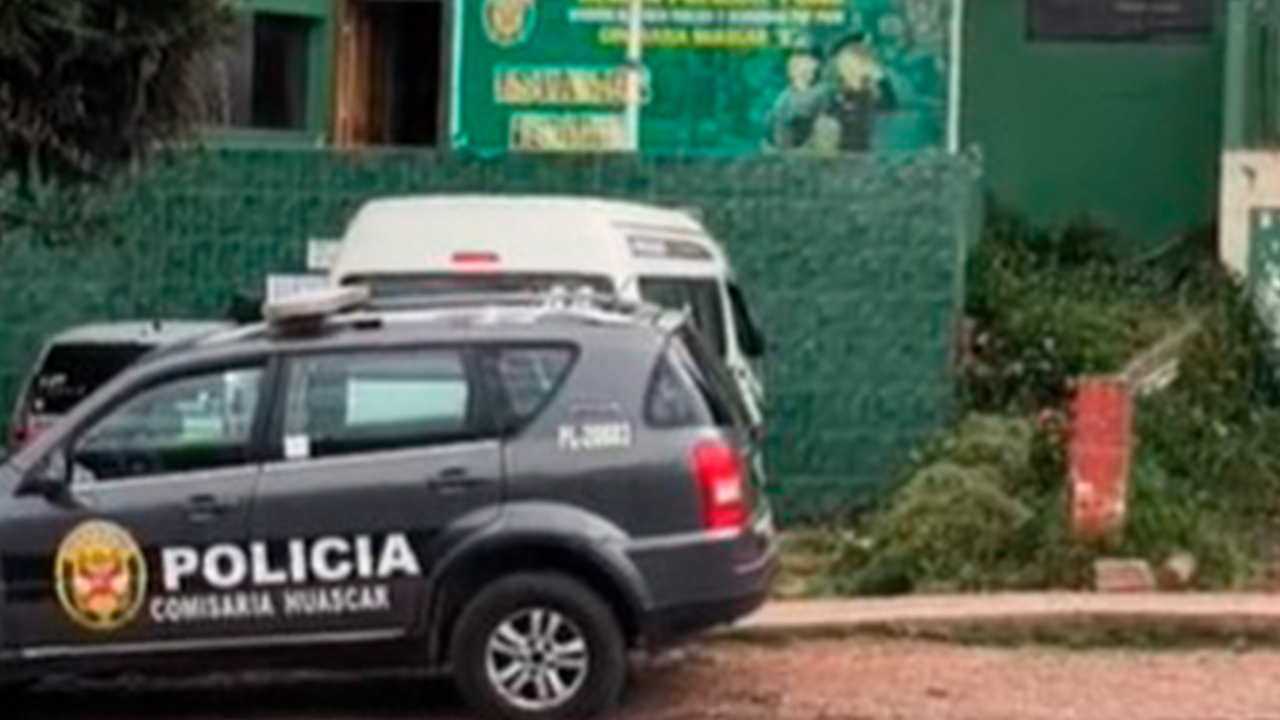 Puno: denuncian a policía por presunta agresión a mujer tras accidente frente a la UNA
