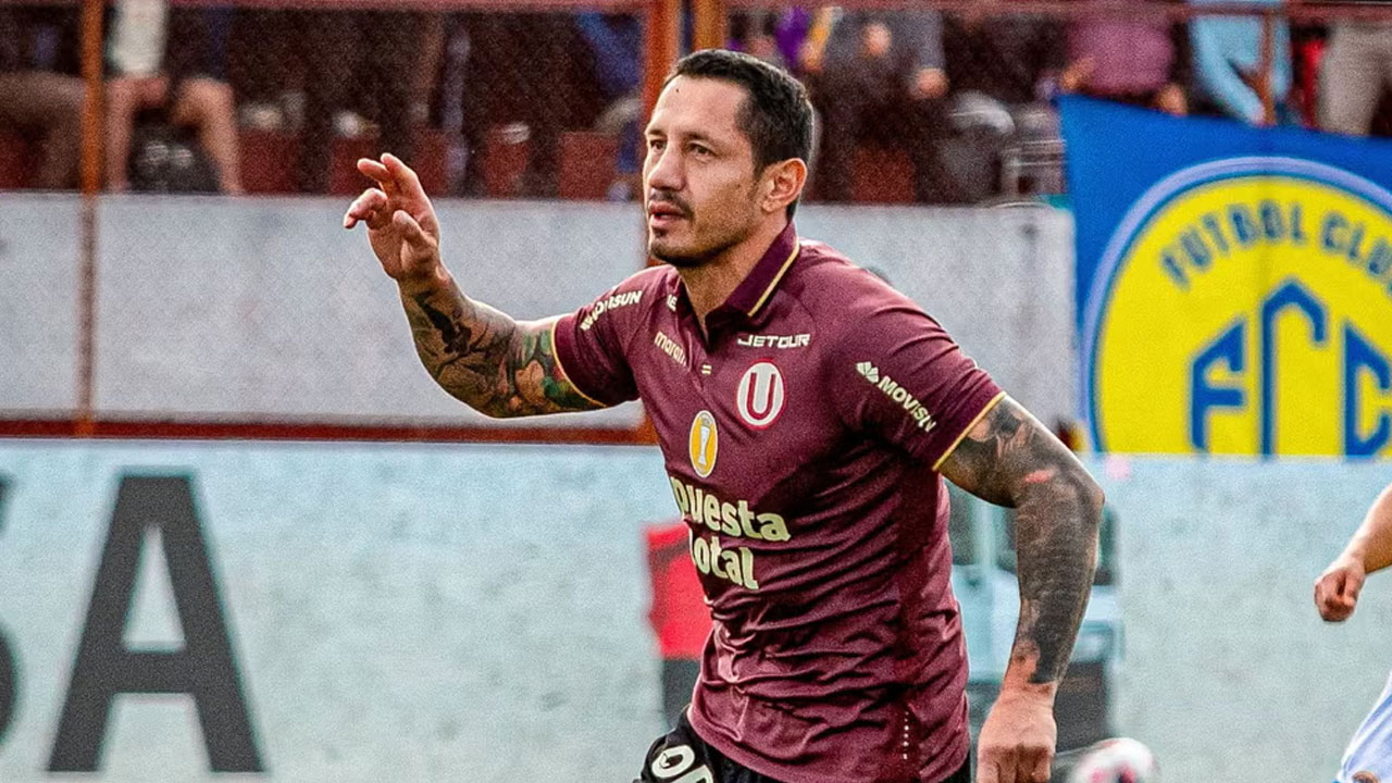 Gianluca Lapadula celebra su gran momento en Universitario: “Llegué a un estado físico muy bueno”