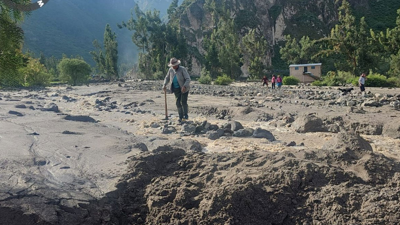 Senamhi activa alerta roja por lluvias en Arequipa